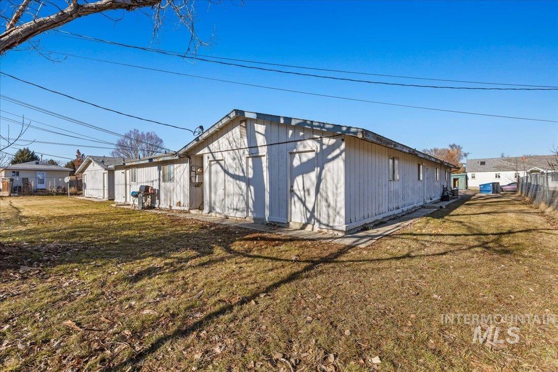 Caldwell, Idaho 83605, United States, 16 Bedrooms Bedrooms, ,8 BathroomsBathrooms,Residential,Pending,1912