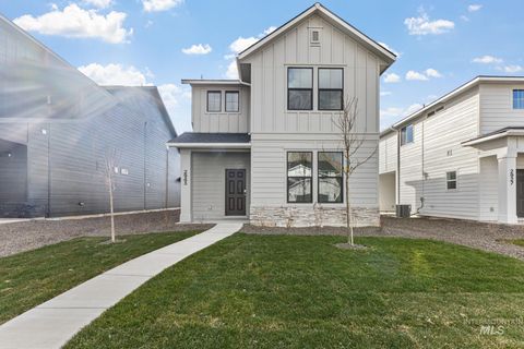 Photo of 4228 N Camp Creek Ave, Meridian, ID 83646 (MLS # 98979337)