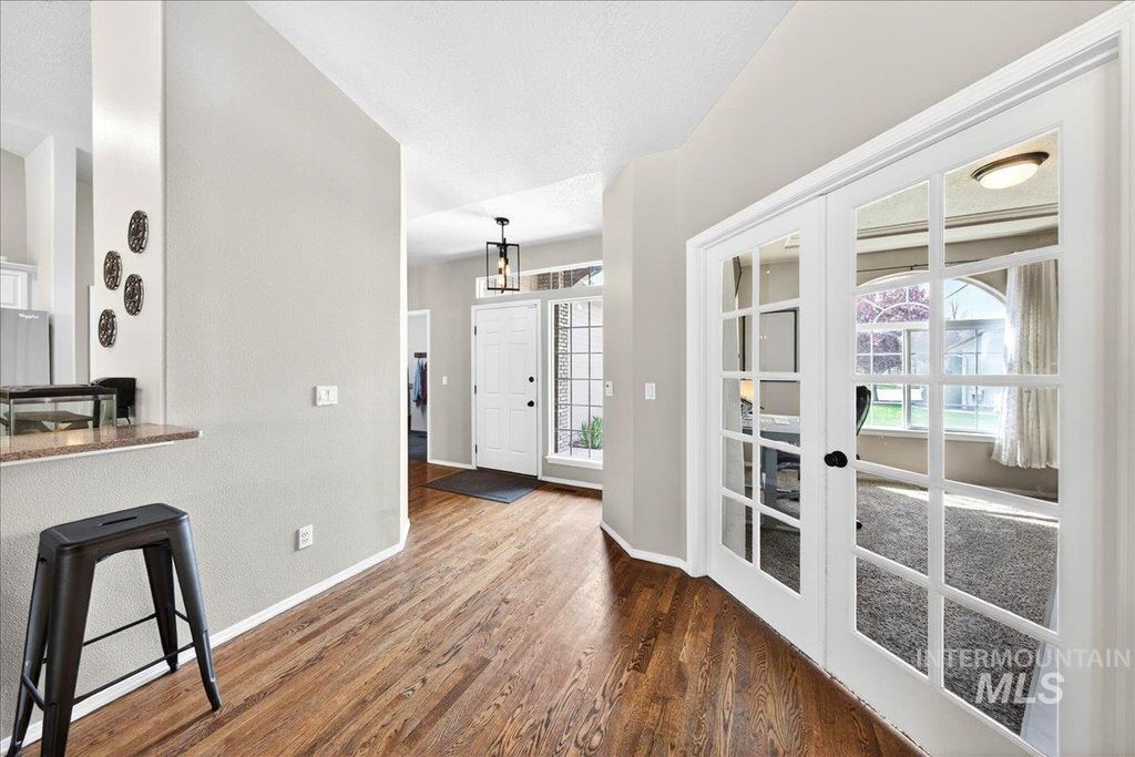 Photo of 2180 E Dworshak Ct, Meridian, ID 83642 (MLS # 98982504)