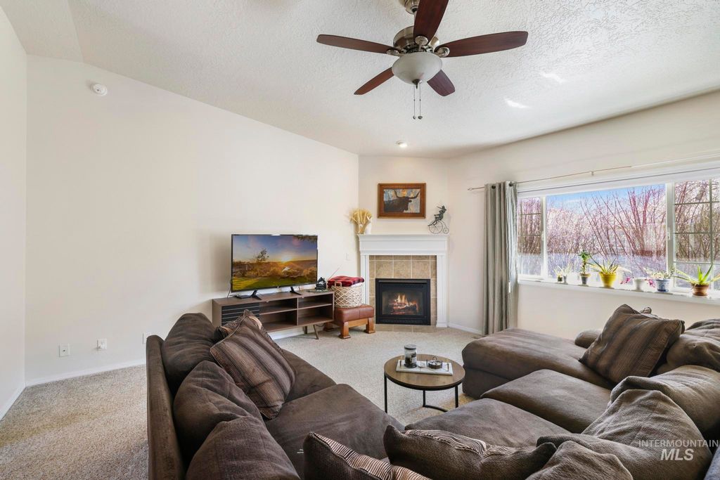 Photo of 381 Federation Road, Twin Falls, ID 83301 (MLS # 98978882)