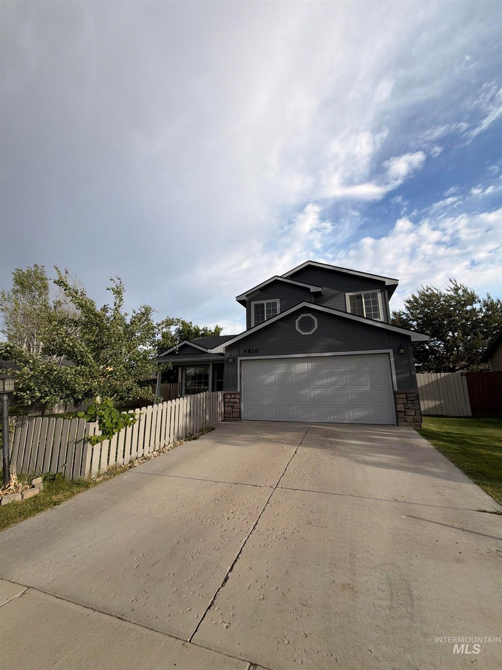 Photo of 4816 Kadie Rd, Caldwell, ID 83607 (MLS # 98988414)