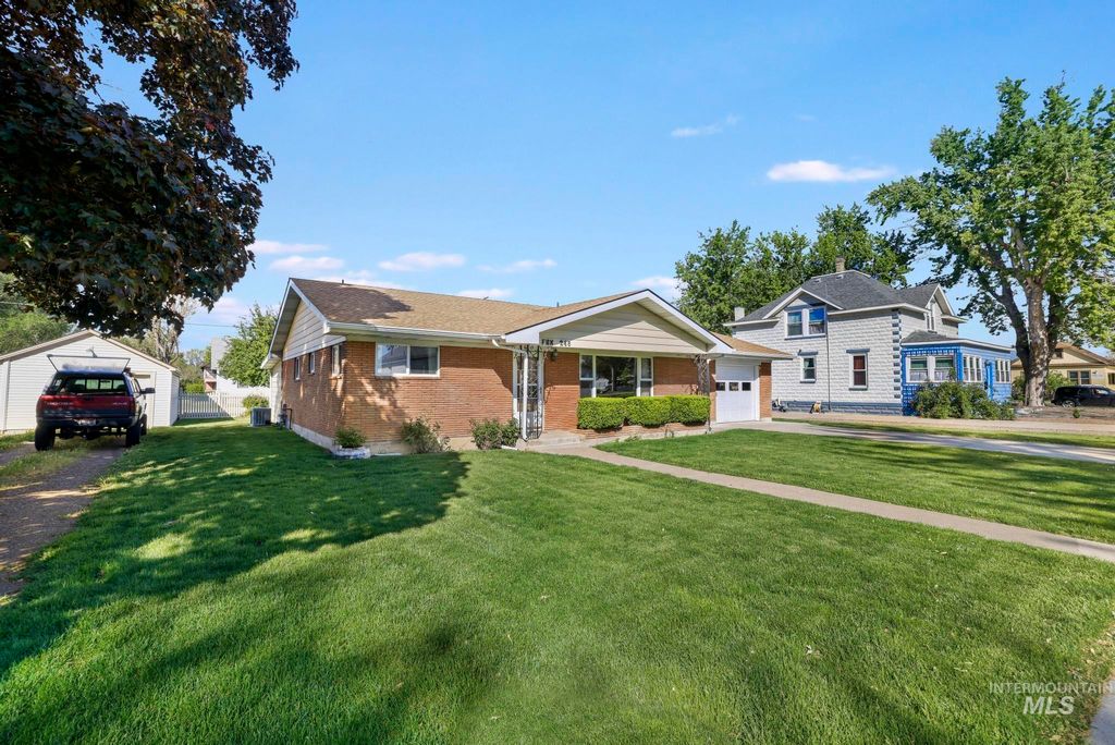 Photo of 245 S 5th E, Mountain Home, ID 83647 (MLS # 98985365)