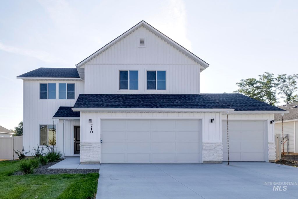 Photo of 3210 S Maple Ranch Way, Nampa, ID 83686 (MLS # 98968429)