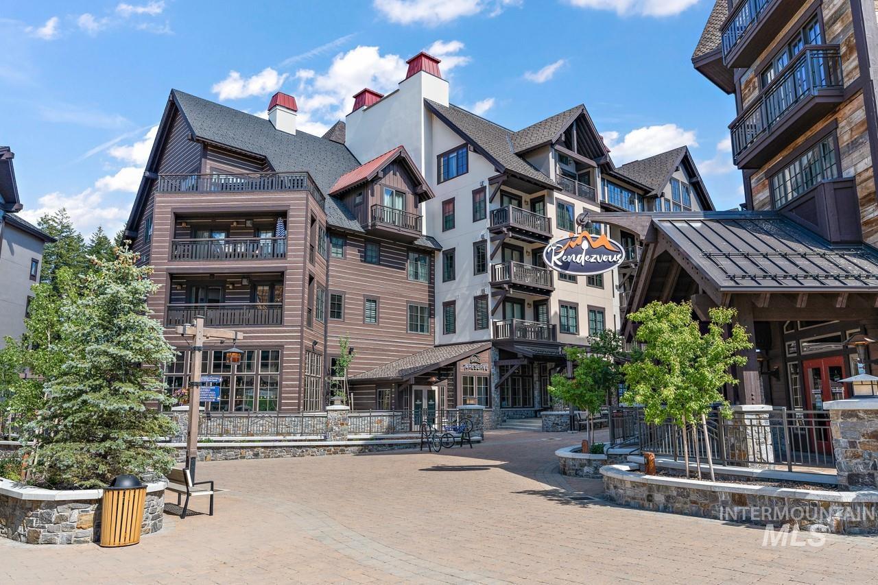 760 Village Drive Donnelly ID 83615