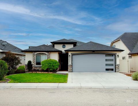 Photo of 10211 W Lakeland Dr, Garden City, ID 83714 (MLS # 98969282)