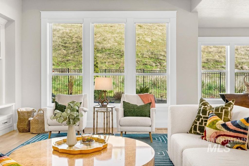 Photo of 11339 N 20th Pl, Boise, ID 83714 (MLS # 98983347)