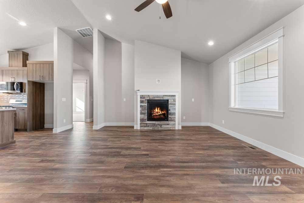 Photo of 4445 E Wedge St #Lot 36/4, Nampa, ID 83687 (MLS # 98997785)