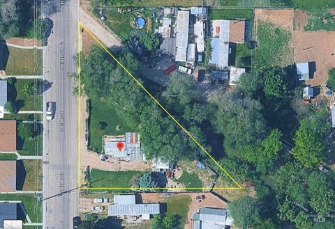 1226 S Elder St. Nampa ID 83686