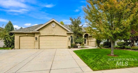 Photo of 896 W Colchester Drive, Eagle, ID 83616 (MLS # 99001470)