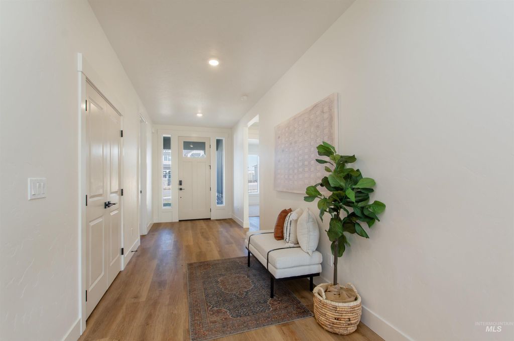 Photo of 405 S Diesel Way, Boise, ID 83716 (MLS # 98982069)