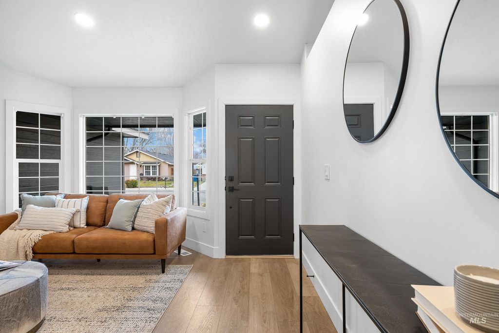 Photo of 6678 N Hastings Ave, Boise, ID 83714 (MLS # 98976124)