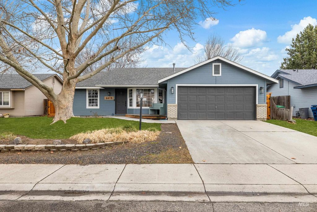 Photo of 6678 N Hastings Ave, Boise, ID 83714 (MLS # 98976124)