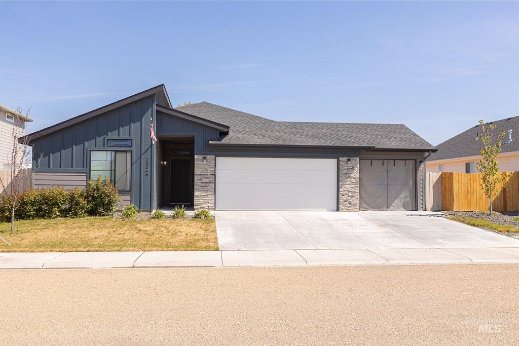 Photo of 13546 Nisene Dr, Caldwell, ID 83607 (MLS # 98987581)