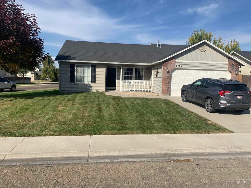Photo of 6460 E Brimley Dr, Nampa, ID 83687 (MLS # 98984292)