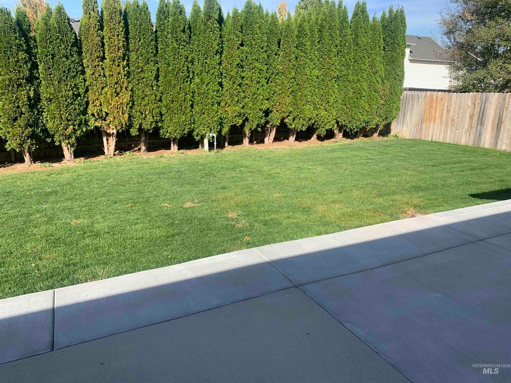 Photo of 6460 E Brimley Dr, Nampa, ID 83687 (MLS # 98984292)