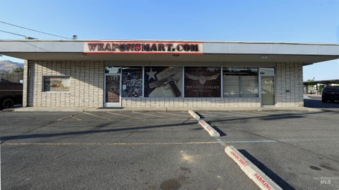 Photo of 1343 G Street, Lewiston, ID 83501 (MLS # 98999973)