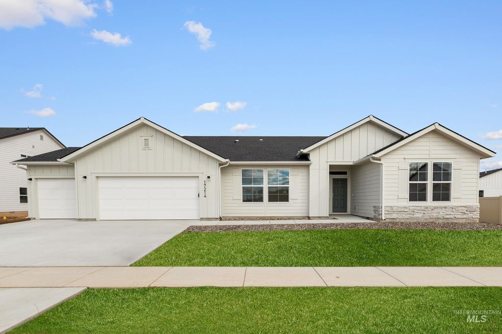 Photo of 5329 S Danforth Ave, Nampa, ID 83686 (MLS # 98983734)
