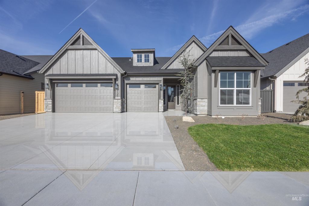 Photo of 1126 E Crescendo St, Meridian, ID 83642 (MLS # 98974123)