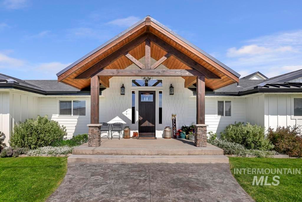 Photo of 2808 850 E, Hagerman, ID 83332 (MLS # 98985978)