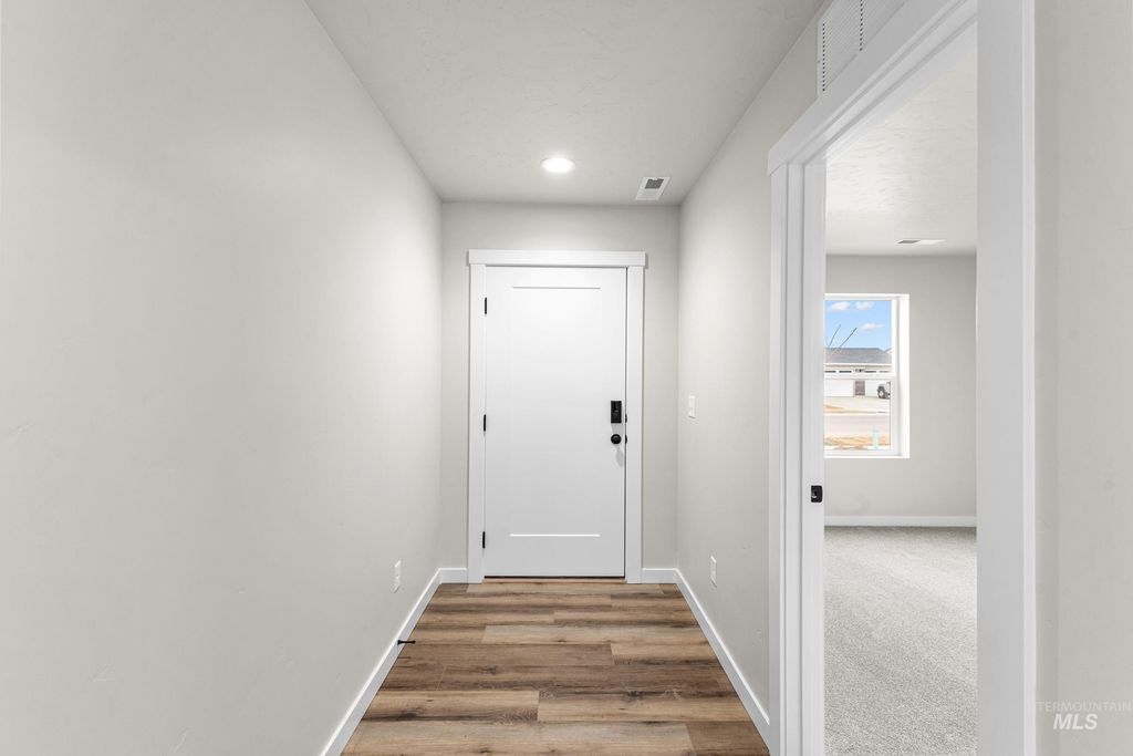 Photo of 15278 Queensbury Ave, Nampa, ID 83651 (MLS # 98979939)