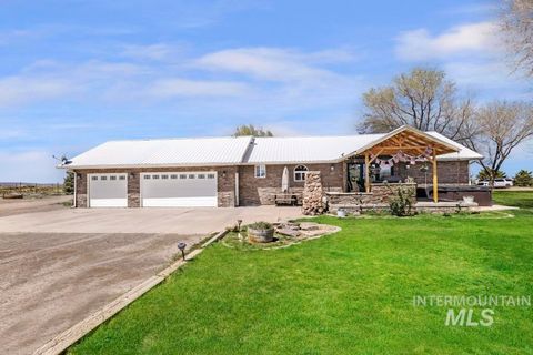 Photo of 2097 2500 N, Twin Falls, ID 83301 (MLS # 98985781)