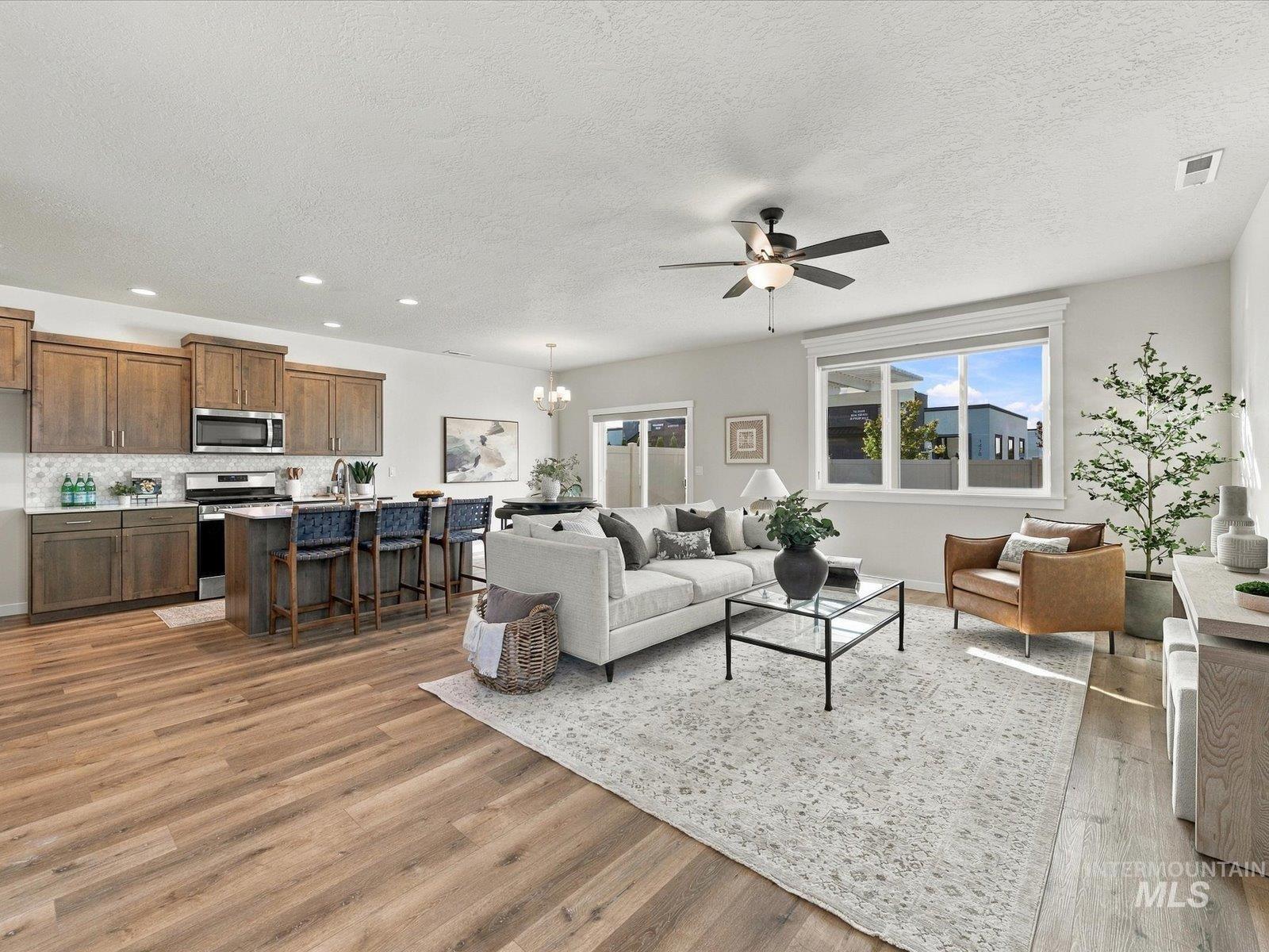 1553 W Homestake St.