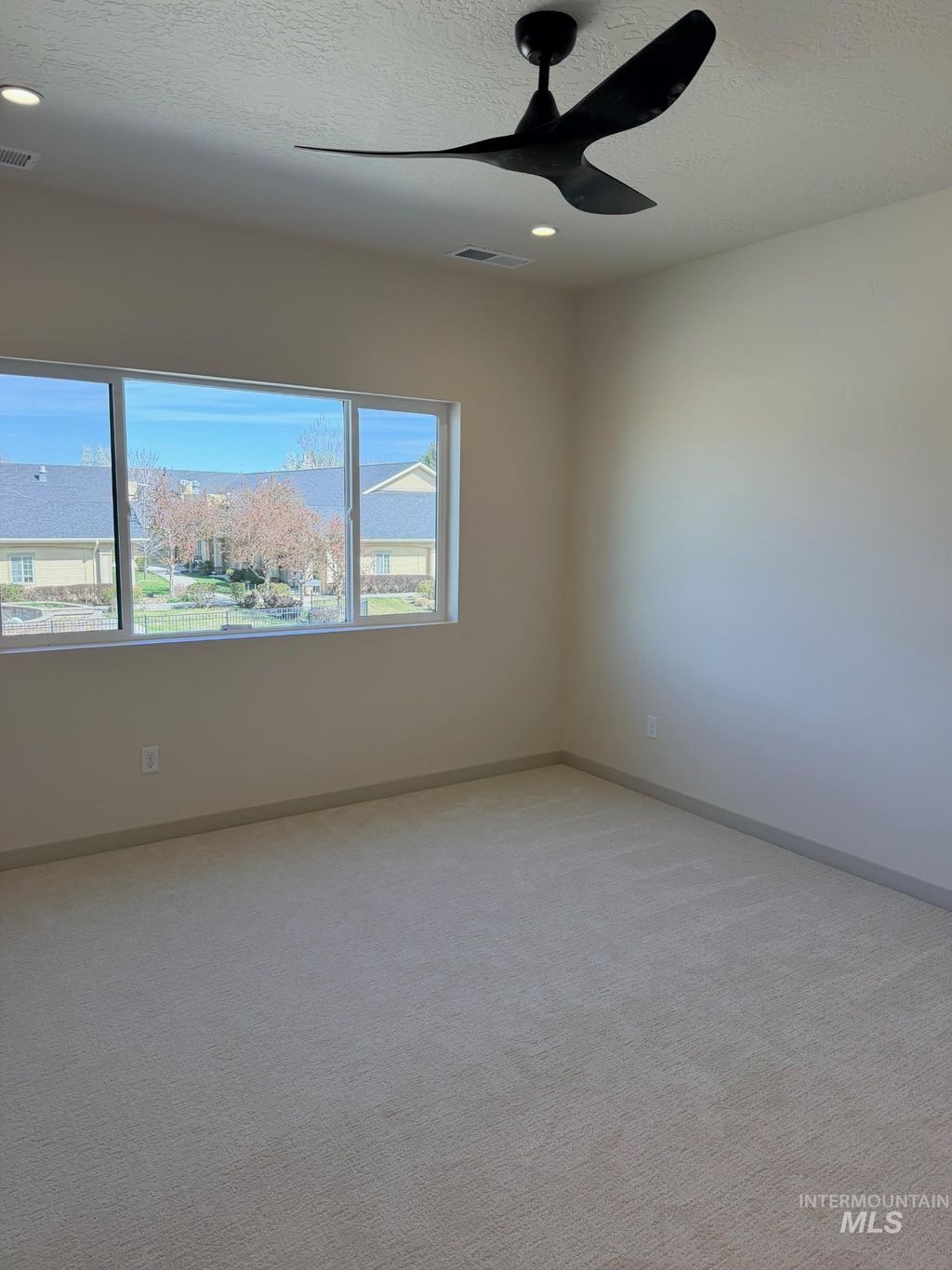 Photo of 10173 W Southerland Dr, Boise, ID 83709 (MLS # 98981170)