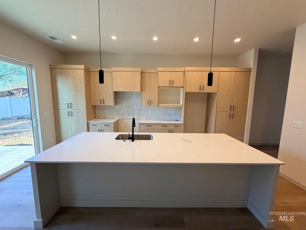 Photo of 10173 W Southerland Dr, Boise, ID 83709 (MLS # 98981170)