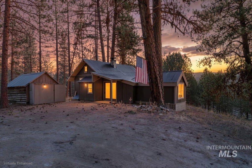 Photo of 100 Grimes Pass Rd, Idaho City, ID 83631 (MLS # 98993246)