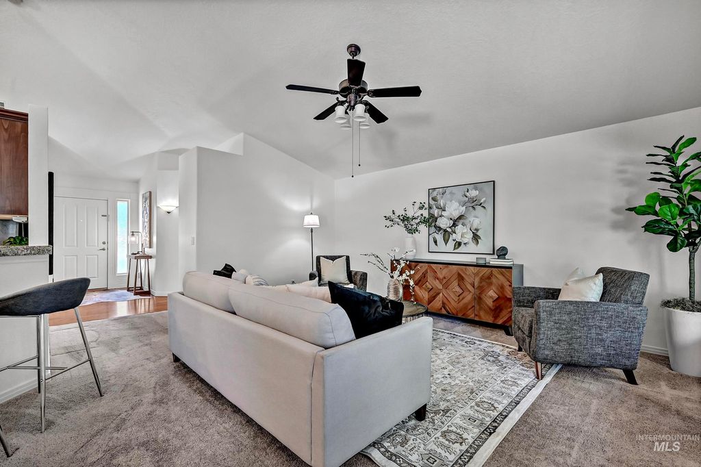 Photo of 6029 N Taylor Creek, Boise, ID 83714 (MLS # 98978746)