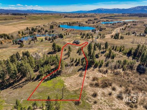Photo of 105 Saddle Court, McCall, ID 83638 (MLS # 98982526)