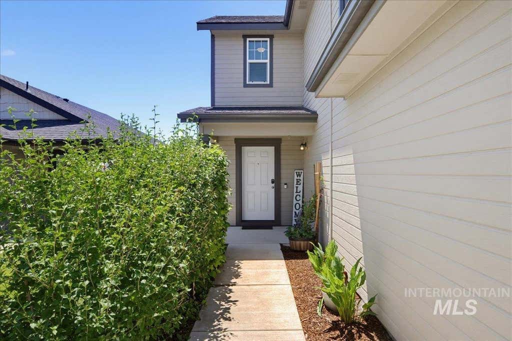 Photo of 12189 W Greenstone ST, Nampa, ID 83651 (MLS # 98995422)