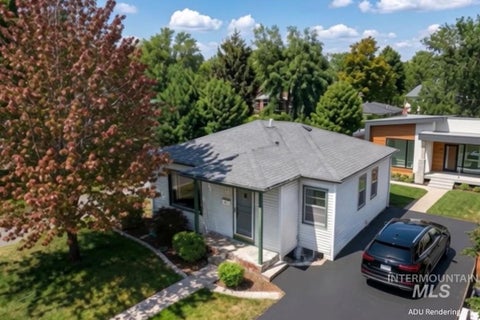 Photo of 611 N Riverview Dr, Boise, ID 83712 (MLS # 98994074)