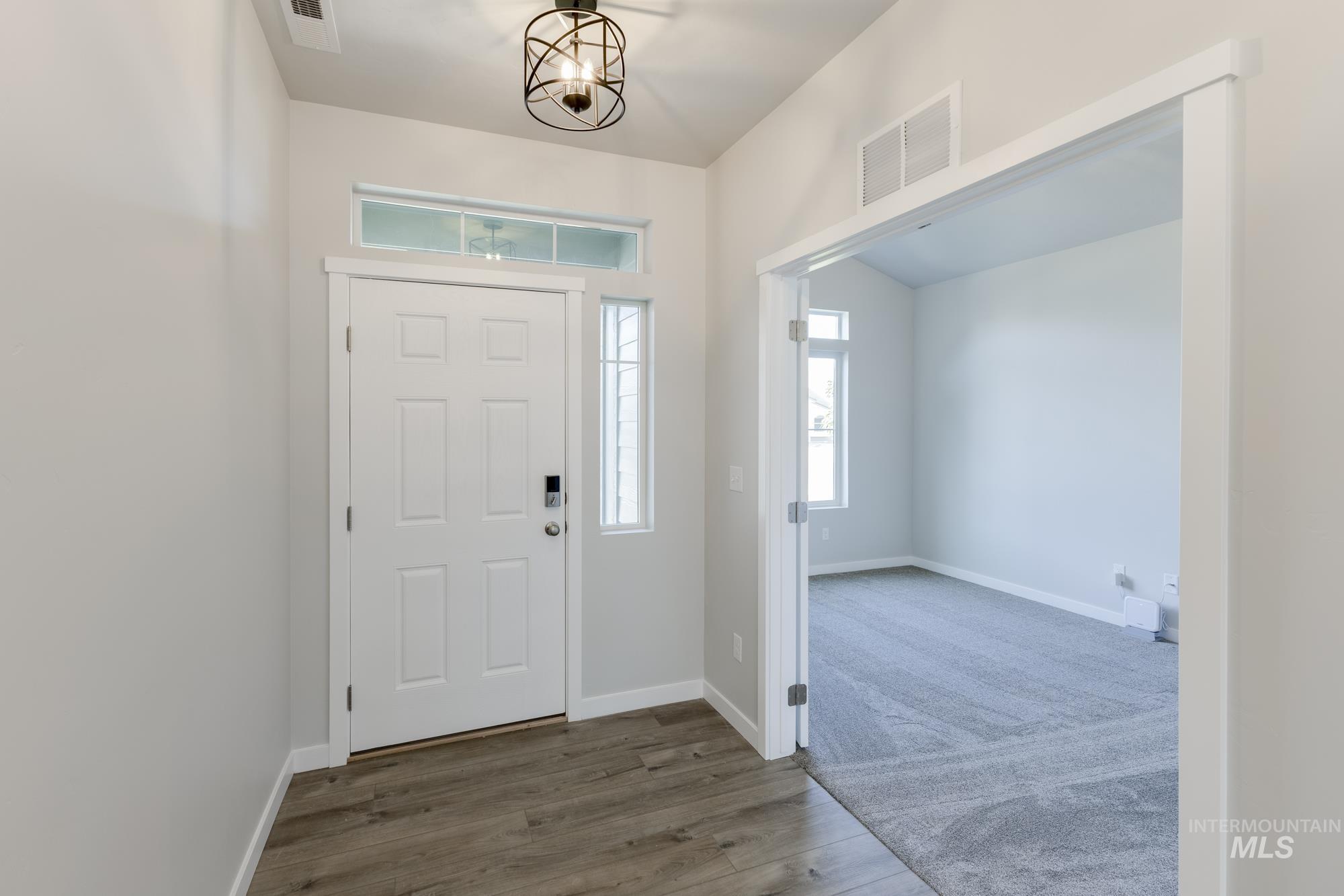 702 W Striped Owl St