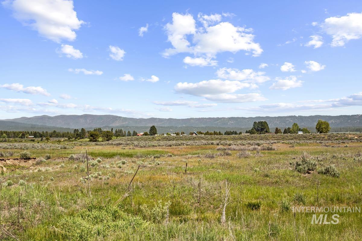 L10 B2 River Bank Drive