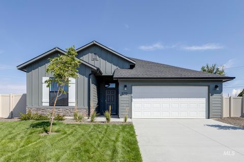Photo of 5213 Malachite St, Caldwell, ID 83605 (MLS # 98945708)