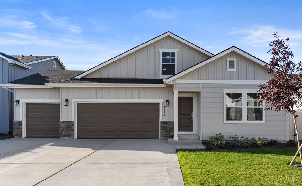 Photo of 4416 Belethor Ave, Caldwell, ID 83605 (MLS # 98977458)