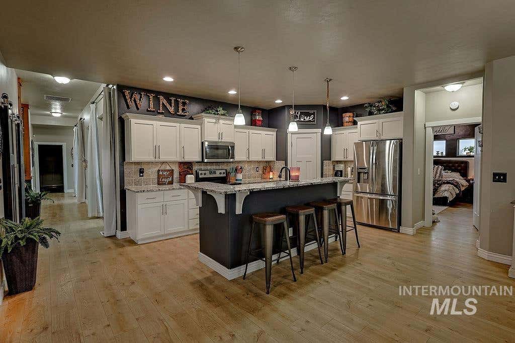 Photo of 523 Tasia Brianna Dr W DR, Jerome, ID 83338 (MLS # 98994957)