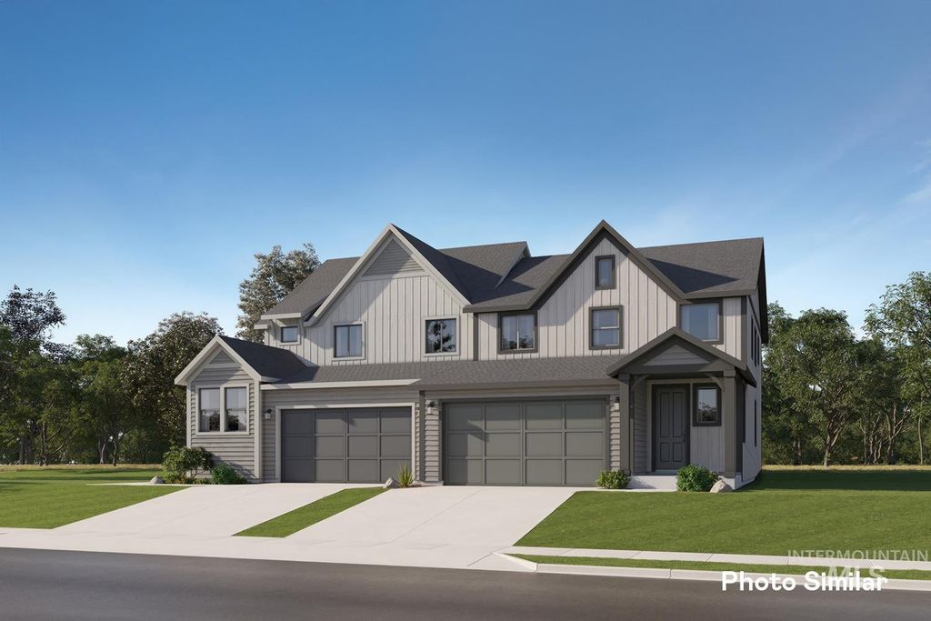Photo of 8229 W White Willow St, Eagle, ID 83616 (MLS # 98984469)