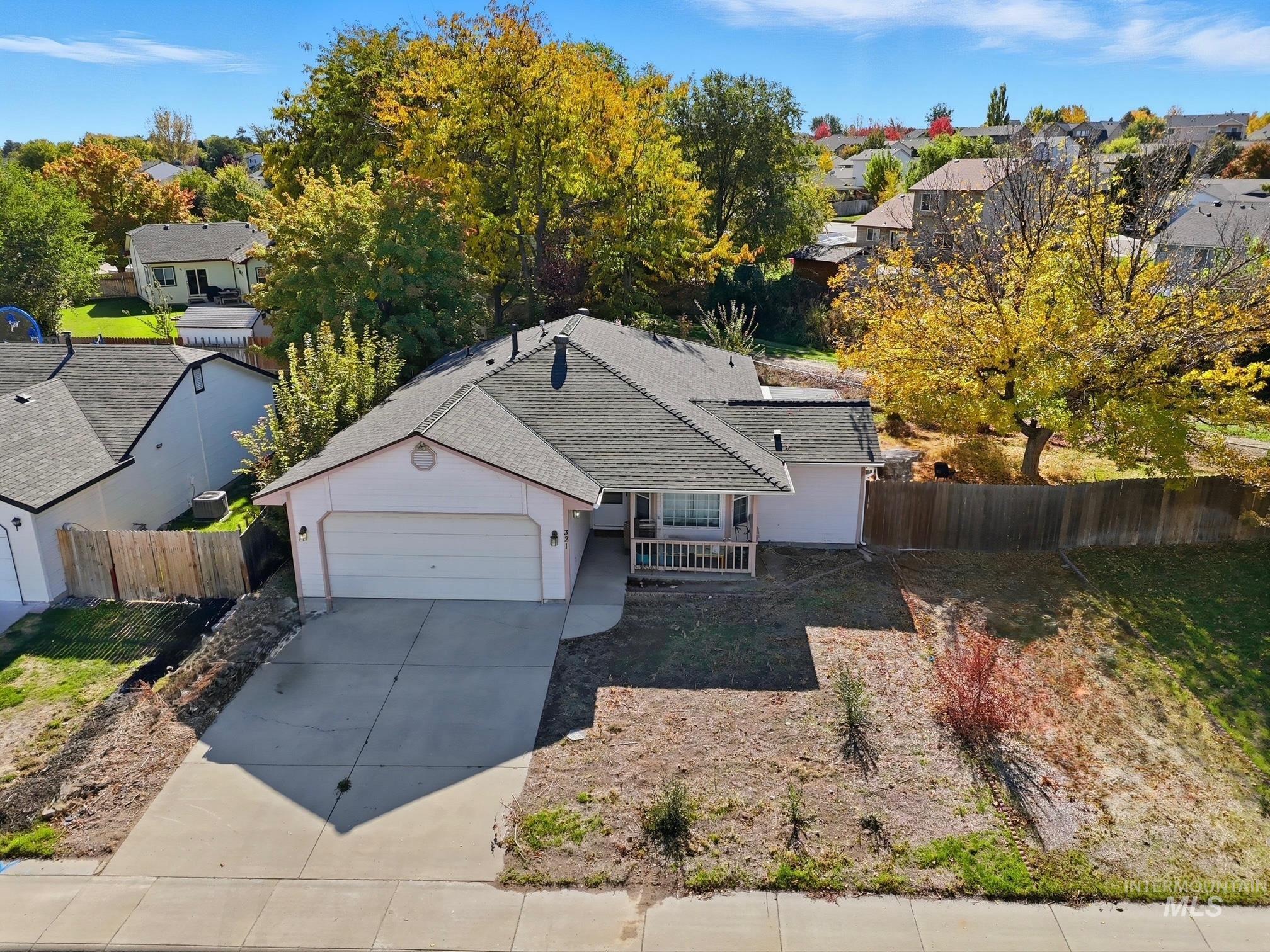 321 E Dooley Ln