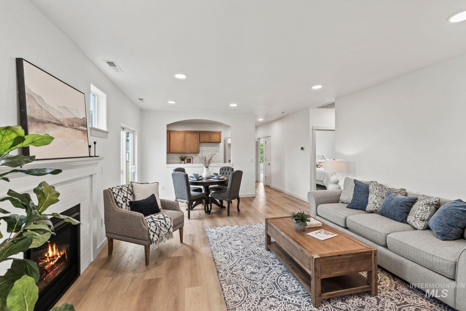 938 W Audrey Acres Dr