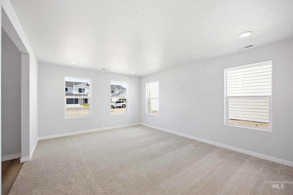 Photo of 1028 E Crab Springs St, Nampa, ID 83686 (MLS # 99004727)