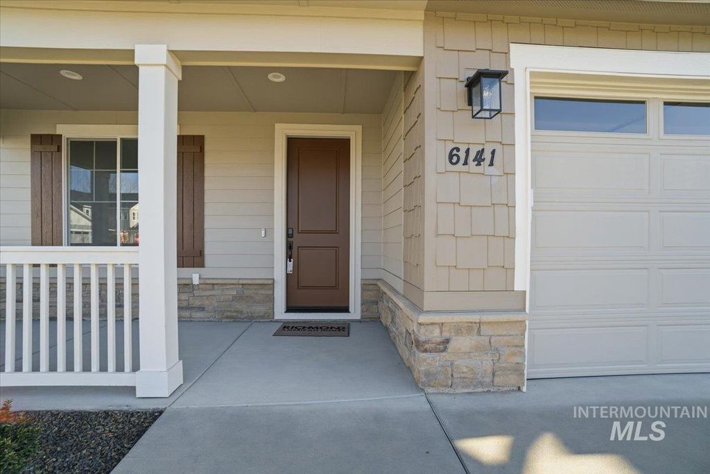 Photo of 6141 N Torva Ave, Meridian, ID 83646 (MLS # 98969304)