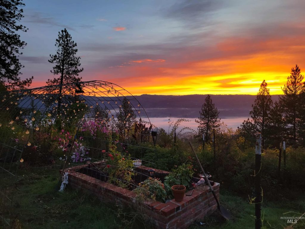 Photo of 3230 Hwy 64, Kamiah, ID 83536 (MLS # 98981367)