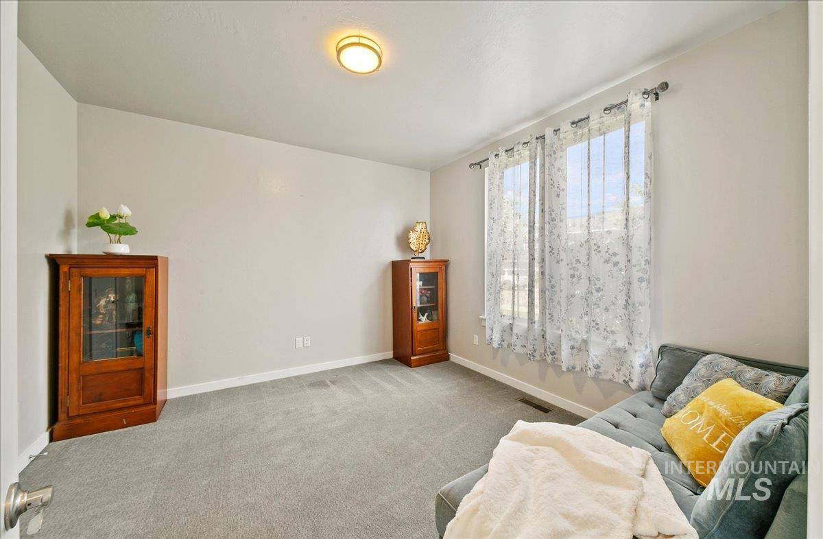 221 E Ensenada Drive