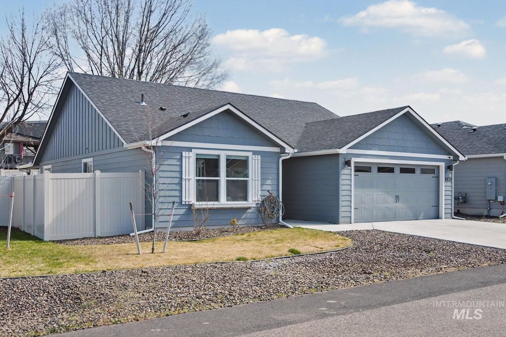 Photo of 2435 Legacy Court, Clarkston, WA 99403 (MLS # 98979589)