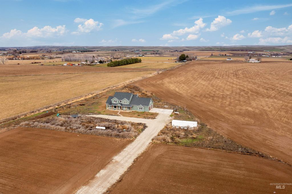 Photo of 5220 W Central Road, Emmett, ID 83617 (MLS # 98976445)