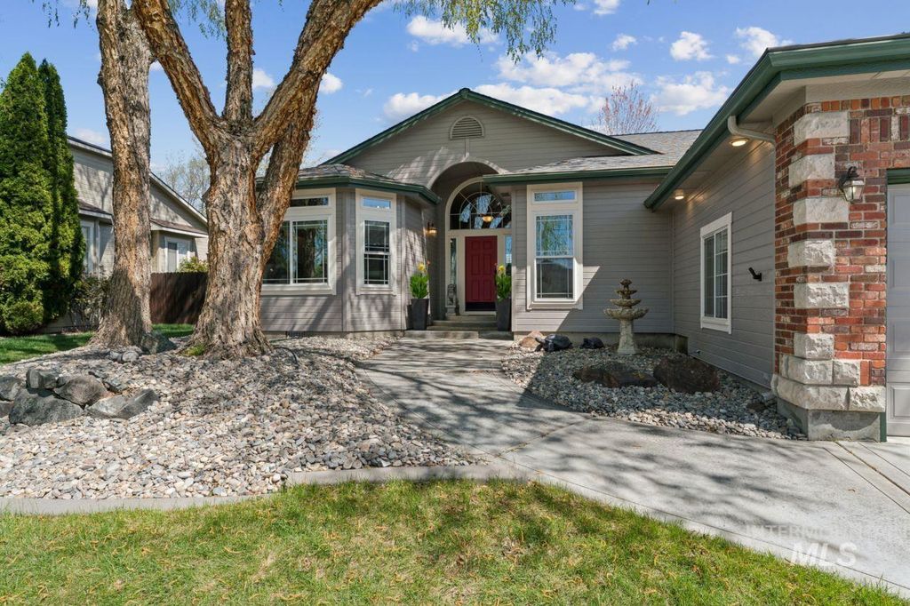 Photo of 10220 N Palisades Way, Boise, ID 83714 (MLS # 98982554)