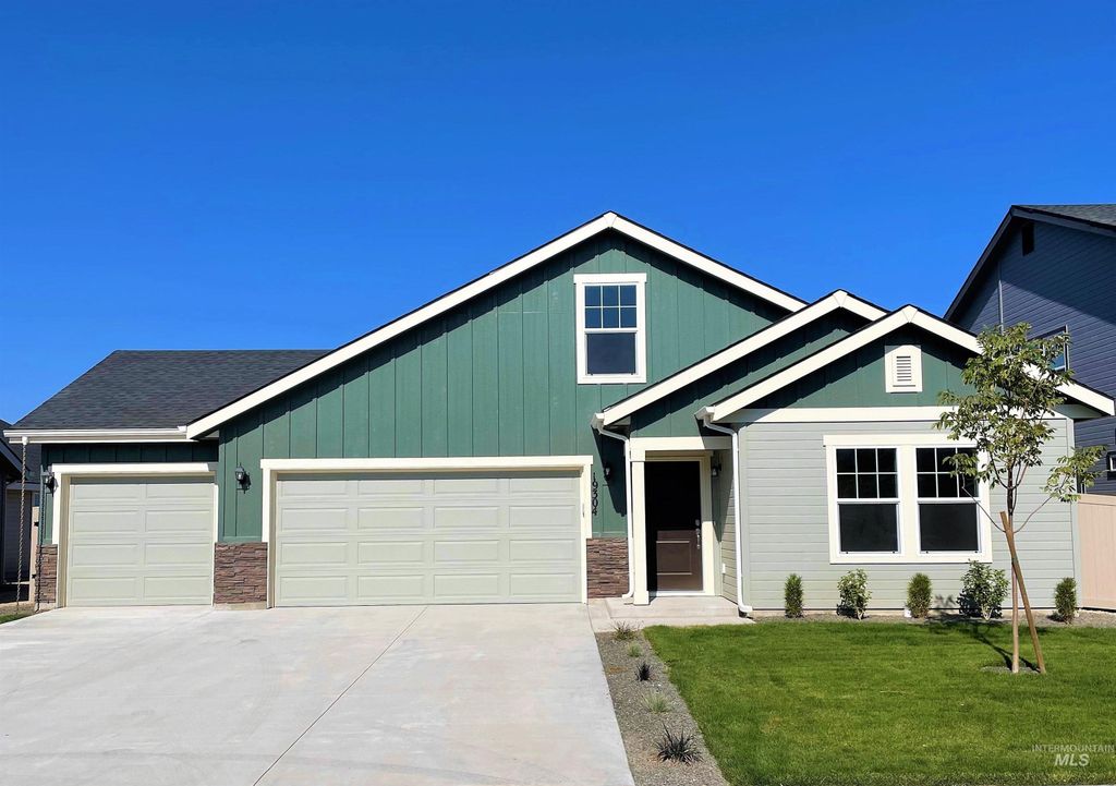 Photo of 4416 Belethor Ave, Caldwell, ID 83605 (MLS # 98975390)