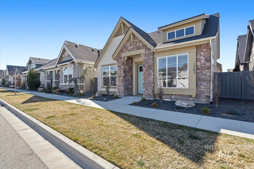 Photo of 3363 E Kalinga Ln, Meridian, ID 83642 (MLS # 98977953)